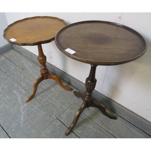 883 - Three vintage wine tables, one mahogany the other in walnut, on tripod bases. 
Largest H51cm Diamete... 