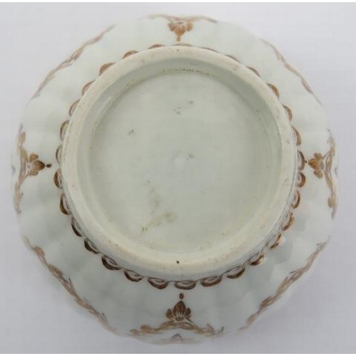 18 - A group of Caughley gilt white porcelain cups and saucers, late 18th century. George III period. Com... 