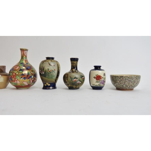 203 - A group of English and Japanese miniature ceramic items, late 19th/early 20th century. Comprising fo... 