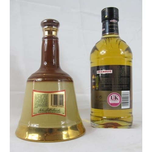 216 - Single bottle Bell's blended Scotch whisky contained with a ceramic bell-shaped bottle, 40% vol., 37... 