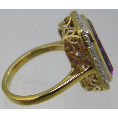 325 - Bezel set purple amethyst ring, size M. Vermeil 18k gold overlay 925 silver, stamped 925. Good cut, ... 