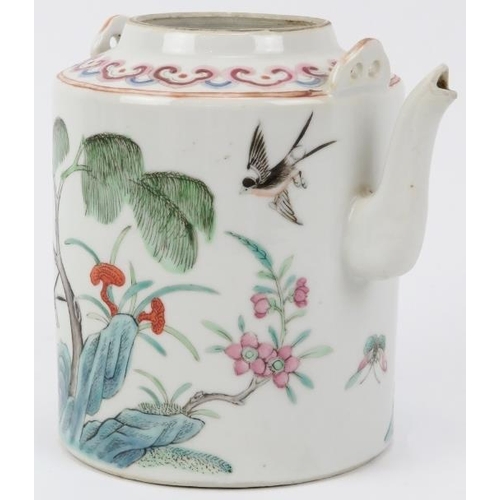 30 - A Chinese famille rose enamelled teapot, 19th century. Finely overglaze enamel painted depicting bir... 