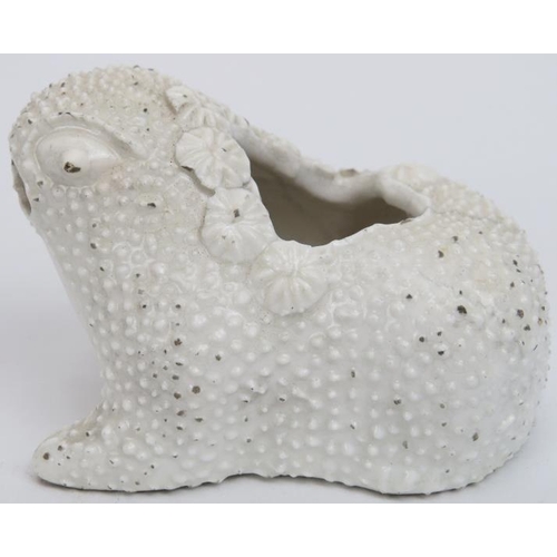 72 - A rare Derby white glazed porcelain posey holder in the form of a toad, Sampson Hancock period. Mode... 