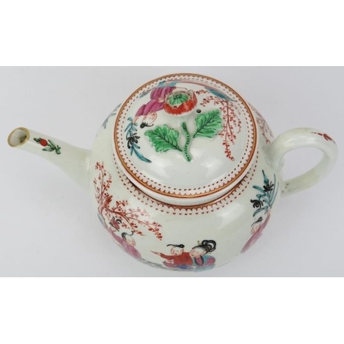 9 - An early Worcester chinoiserie pattern decorated porcelain teapot and cover, late 18th century. Geor... 