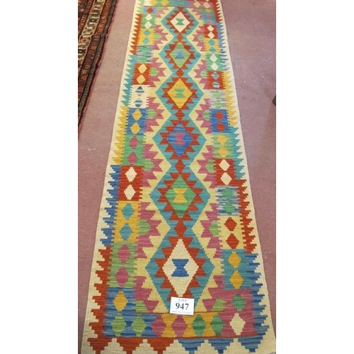 947 - Anatolian Turkish Kilim, good strong vibrant colours and central diamond patterns. In good condition... 