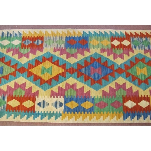 947 - Anatolian Turkish Kilim, good strong vibrant colours and central diamond patterns. In good condition... 