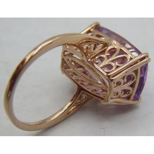 325 - Rose de France amethyst cushion cut cocktail ring. Size P. Large 18 x 13mm solitaire of good cut, co... 