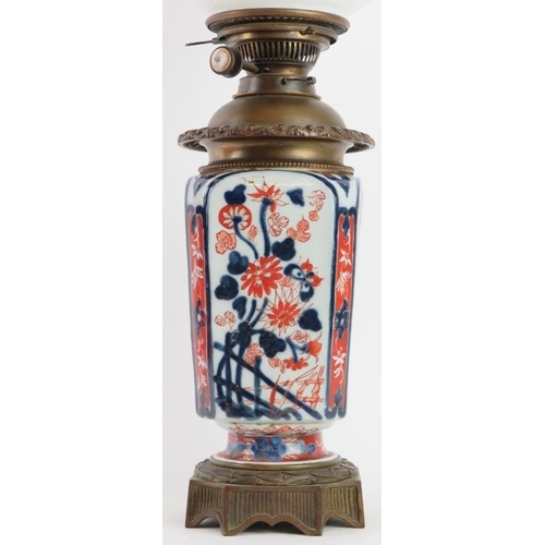 38 - A Japanese Imari porcelain Hinks & Sons No.2 Duplex oil lamp, late 19th/early 20th century. With a g... 