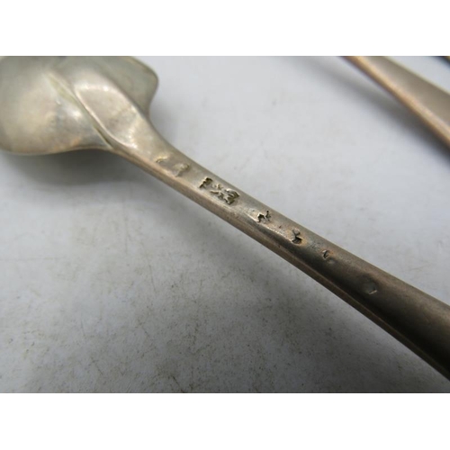 399 - A set of 8 early Georgian silver dessert spoons, c1757. Approx weight 8.6 troy oz/269 grams.
Conditi... 