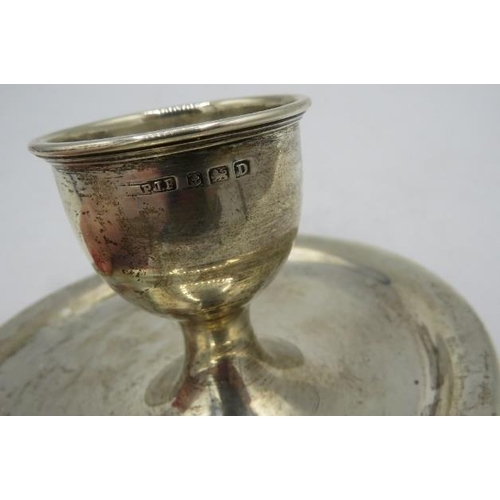 430 - A silver egg cup on fixed stand, engraved with Angela, Birmingham 1928. Approx weight 3.5 troy oz/10... 