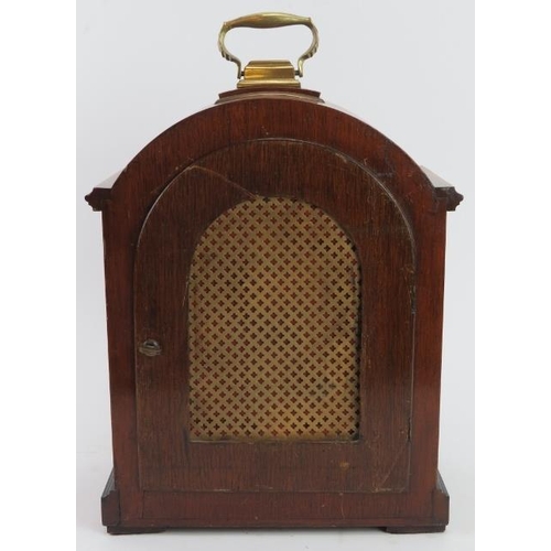 94 - A German Winterhalder & Hofmeier mahogany mantle clock, late 19th/early 20th century. Key included. ... 