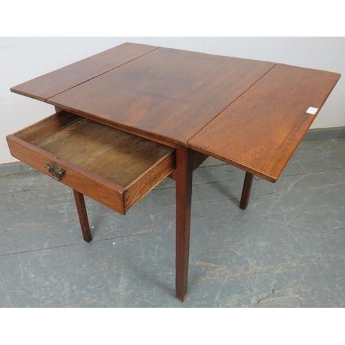 817 - A Georgian mahogany Pembroke table, the single drawer with brass swan-neck handle, on inner chamfere... 