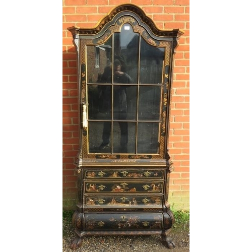 710 - A 19th century Continental ebonised display cabinet, having chinoiserie motifs with gold accents, th... 