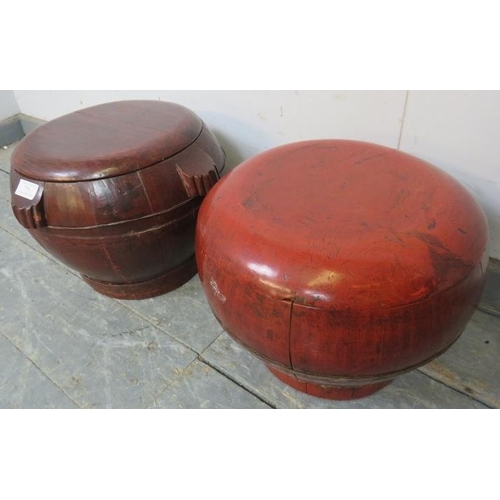 759 - Two vintage Asian lacquered wood rice boxes and covers.
H25cm Diameter 36cm (approx).