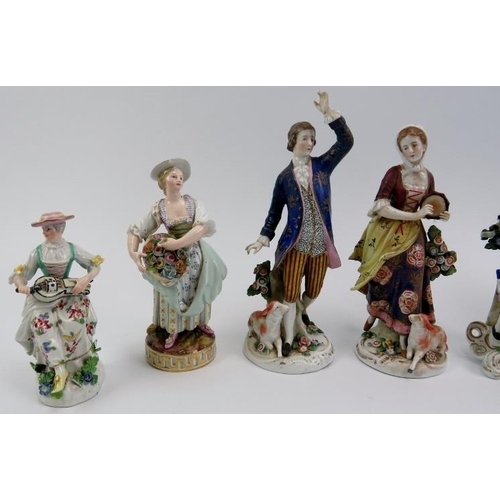 109 - A group of English and European porcelain figurines, 19th century. (11 items) 21 cm tallest height. ... 