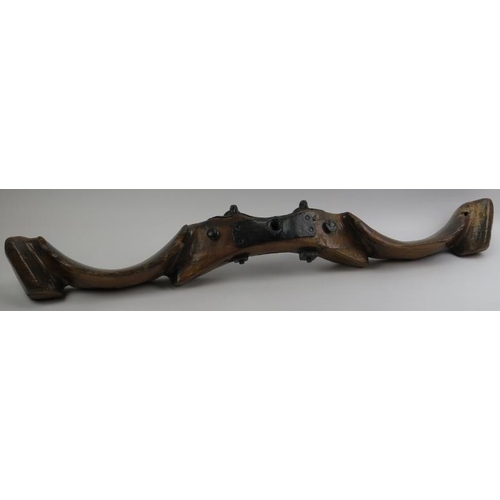 120 - A carved wood and cast iron yoke, early 19th century. 114 cm length. 
Condition report: Some wear wi... 