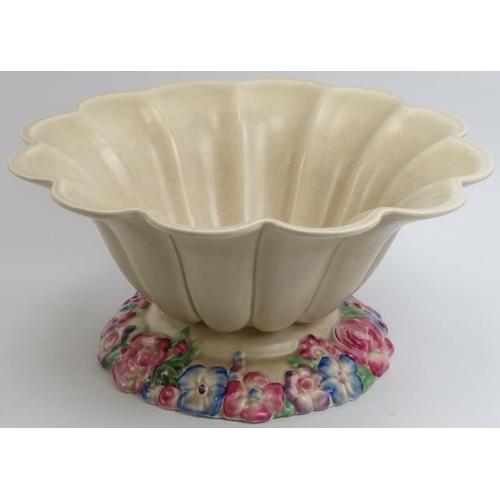 214 - A large Clarice Cliff ‘My Garden’ Art Deco lobed bowl, circa 1930s. 14.5 cm height, 30.2 cm diameter... 