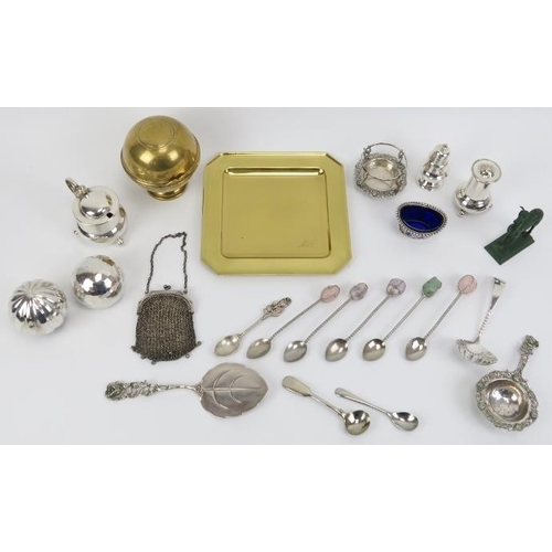 30 - A collection of vintage and antique silver, electroplated silver, gilt metal and bronze items. An Ed... 