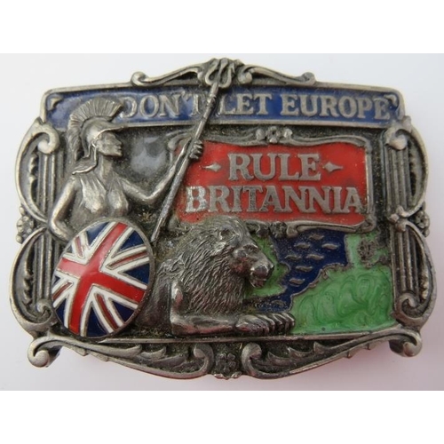 96 - A group of vintage British and American metal belt buckles. (9 items) 9.8 cm largest width. 
Conditi... 