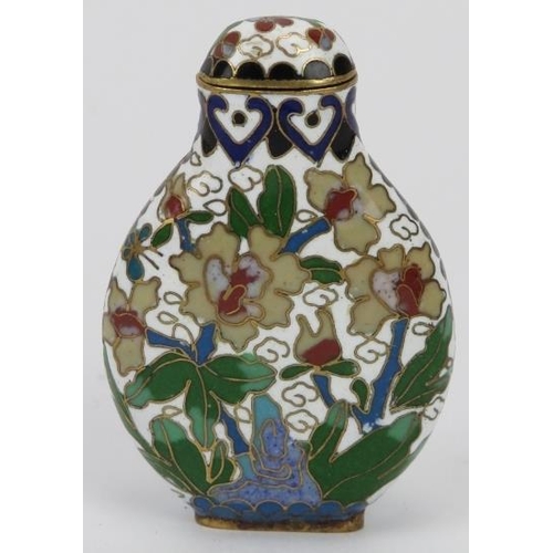 163 - Two Chinese cloisonné jars with covers and a snuff bottle, 20th century. (3 items) Jars: 13.7 cm dia... 