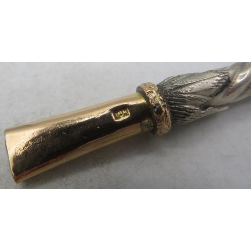 334 - A Mate '800' silver tea straw with an 18ct gold mouthpiece. Approx 8