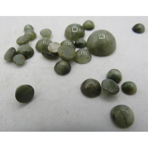 451 - A collection of round cabochon cut chalcedony gemstones. Approx 21.6cts total, approx weight 48 gram... 