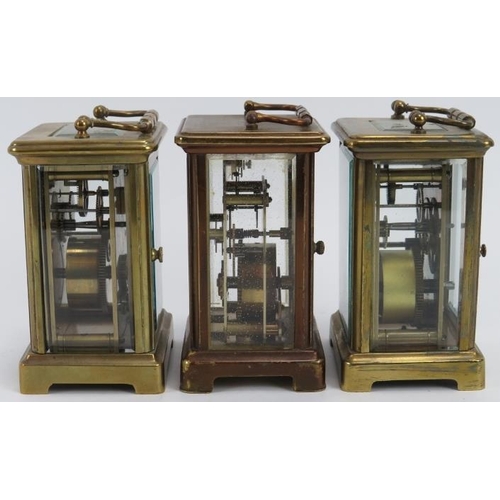 52 - Three vintage brass carriage clocks, 20th century. (3 items) 12 cm tallest height.
Condition report:... 