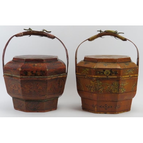 58 - Two Chinese gilt lacquered wood picnic boxes, 20th century. 34 cm approximate height. 
Condition rep... 