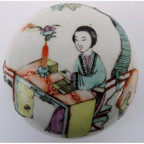 6 - A Chinese famille rose enamelled porcelain jar and cover, 19th century. The cover depicting a lady s... 