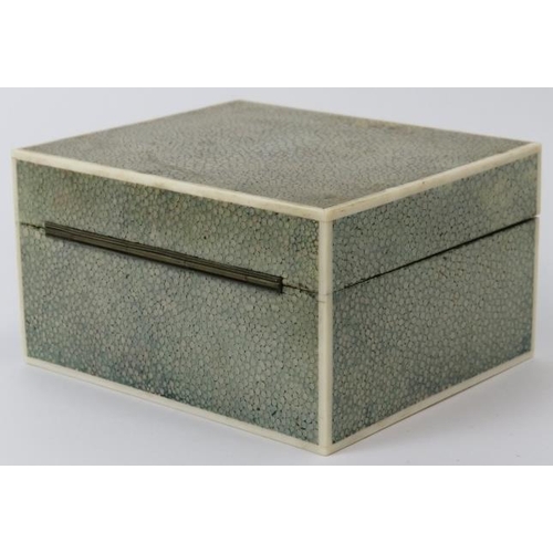 89 - An Art Deco shagreen jewellery / cigarette box, early/mid 20th century. With ivorine banding to the ... 