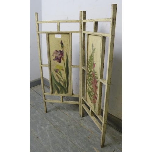 736 - A small antique two-section folding screen, the inset panels with hand-painted foliate decoration.
H... 