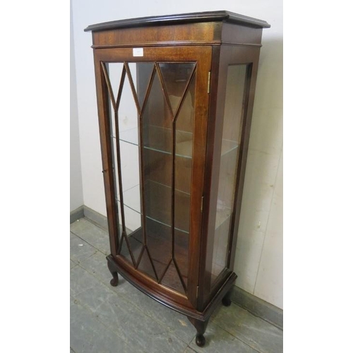 843 - A vintage Edwardian style mahogany display cabinet of small proportions, the astral glazed door open... 