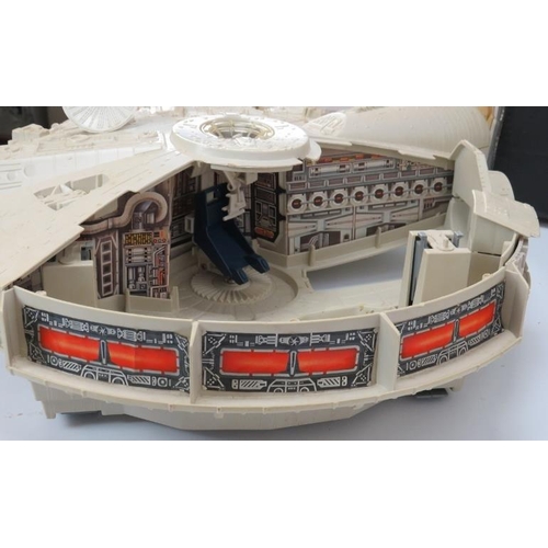 243 - Star Wars: A 1981 vintage Kenner Palitoy The Empire Strikes Back Millennium Falcon Spaceship. 
Condi... 