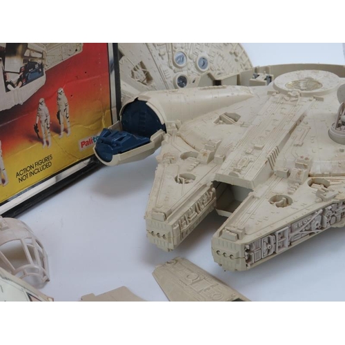 243 - Star Wars: A 1981 vintage Kenner Palitoy The Empire Strikes Back Millennium Falcon Spaceship. 
Condi... 