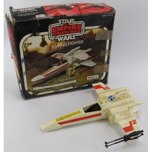 248 - Star Wars: A vintage Palitoy Kenner The Empire Strikes Back X-Wing Fighter, circa 1980. Cat No.33323... 