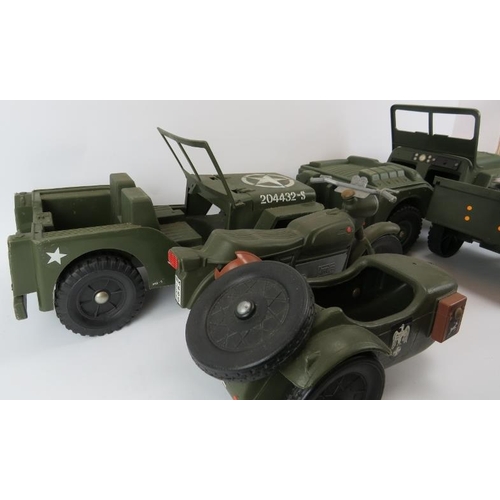 251 - Action Man: Two Jeep vehicles with trailer and a motorcycle with side car. (4 items). 
Condition rep... 