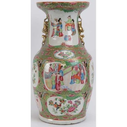 60 - A large Chinese Famille Rose Medallion twin handled porcelain vase, mid/late 19th century. 42 cm hei... 