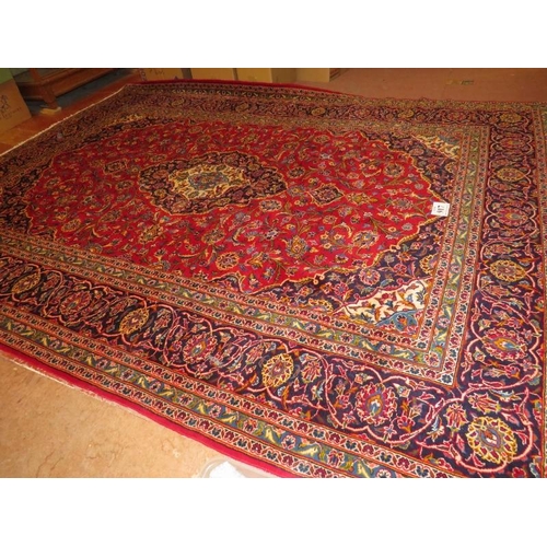 917 - Central Persian Isfahan carpet, central medallion, pale blue - cream - red, with wide borders, 353cm... 