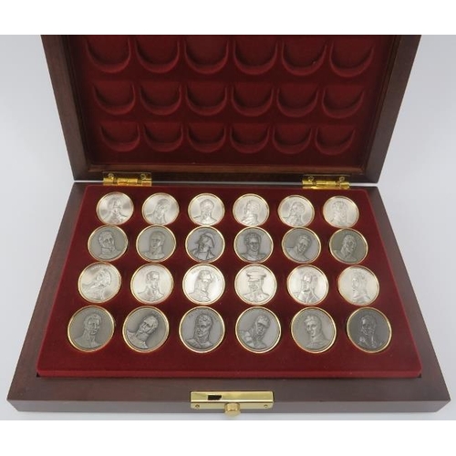 A Franklin Mint ‘Battle of Waterloo Checkers Set’. The hinged cover ...