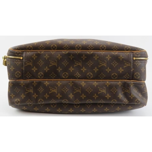 204 - A Louis Vuitton monogram canvas leather Alize 24 Heures travel bag. Brand code: VI0011. Approximate ... 