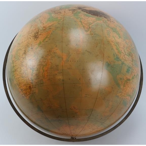 249 - A large Georama ’19 inch’ terrestrial globe, circa 1930s. 
Condition report: Some light age related ... 