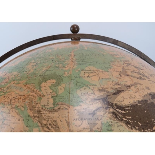 249 - A large Georama ’19 inch’ terrestrial globe, circa 1930s. 
Condition report: Some light age related ... 