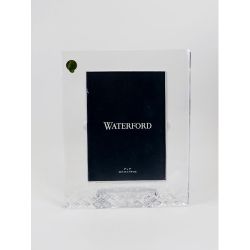 33 - A Waterford crystal glass ‘Lismore Essence’ photograph picture frame. Original presentation box incl... 