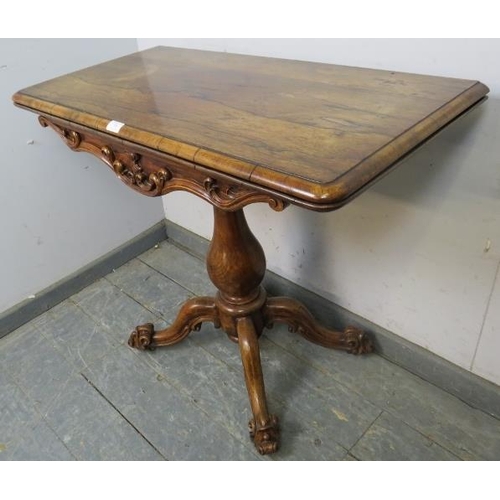 704 - A good early Victorian rosewood turnover tea table, having acanthus carved and scrolled frieze in hi... 