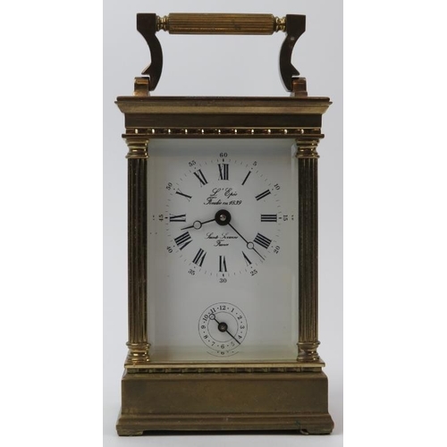 122 - A French L'Epee brass carriage clock, 20th century. Frame with corner columns, dial signed ‘L’Epee F... 