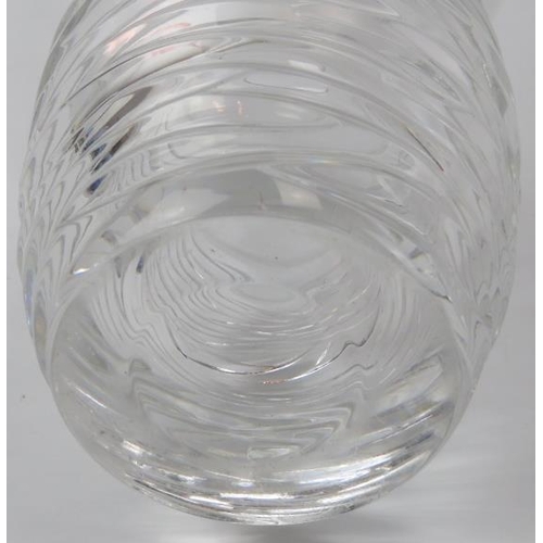 129 - A Tiffany & Co Emil Brost style crystal glass vase, 20th century. 25.6 cm height.
Condition report: ... 