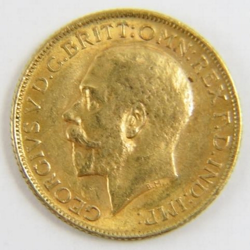 307 - George V 1913 gold full sovereign coin.