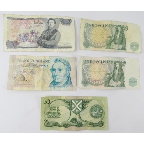 309 - Five obsolete British decimal paper banknotes including a G M Gill £5 note with watermark error show... 