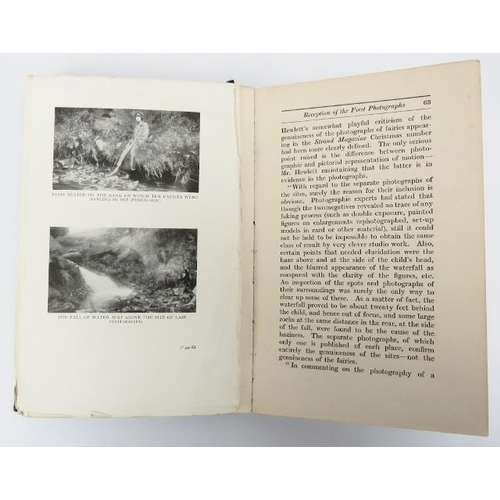 34 - A signed Arthur Conan Doyle novel entitled ‘The Coming of the Fairies’. Inscribed ‘With kind regards... 