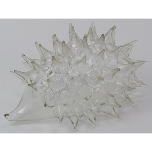 76 - A clear pyrex glass hedgehog designed by Vera Liskova, circa 1960s/70s. 15.5 cm length.
Condition re... 